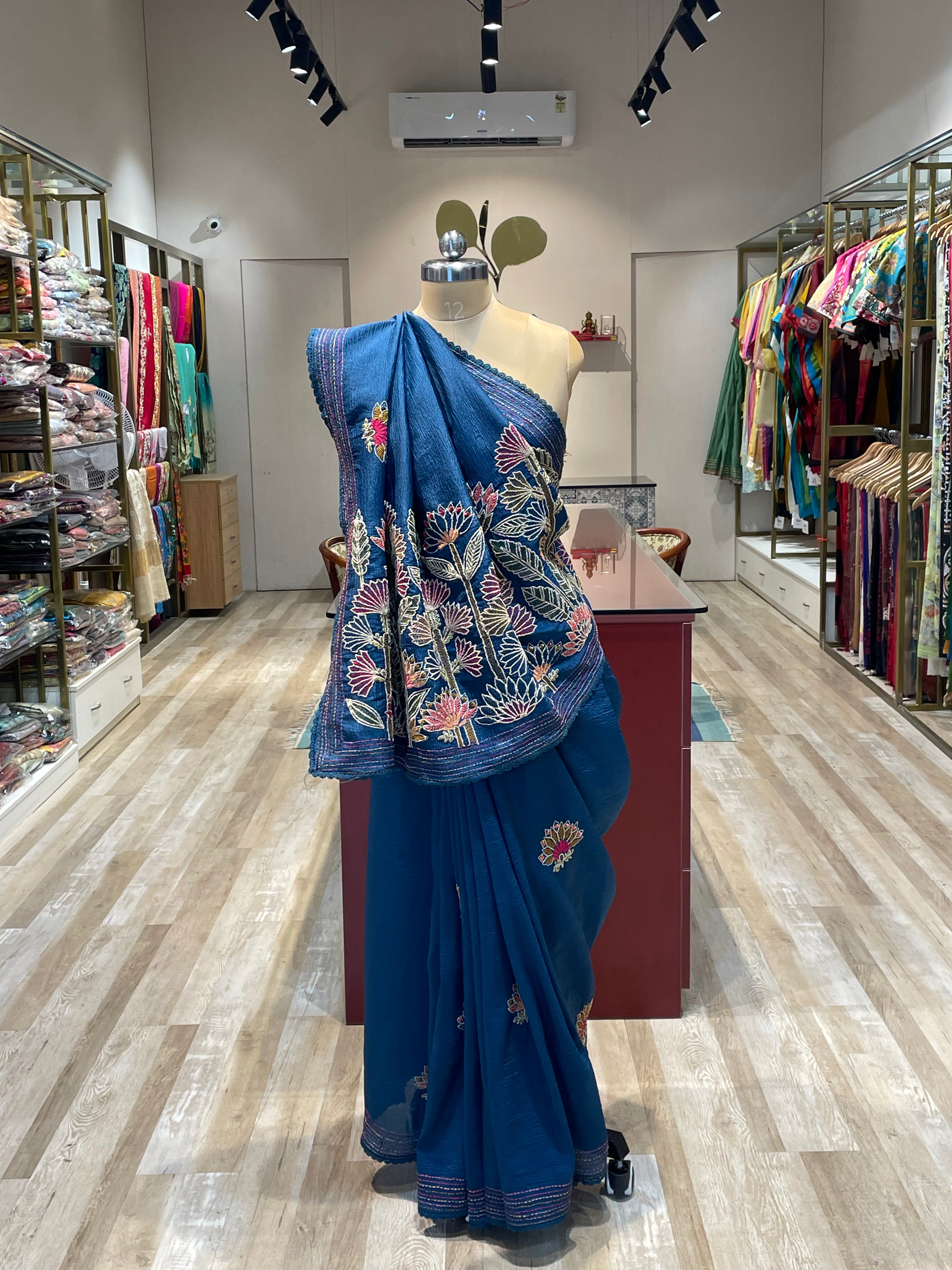 Pure crush tissue with handwork saree (B)