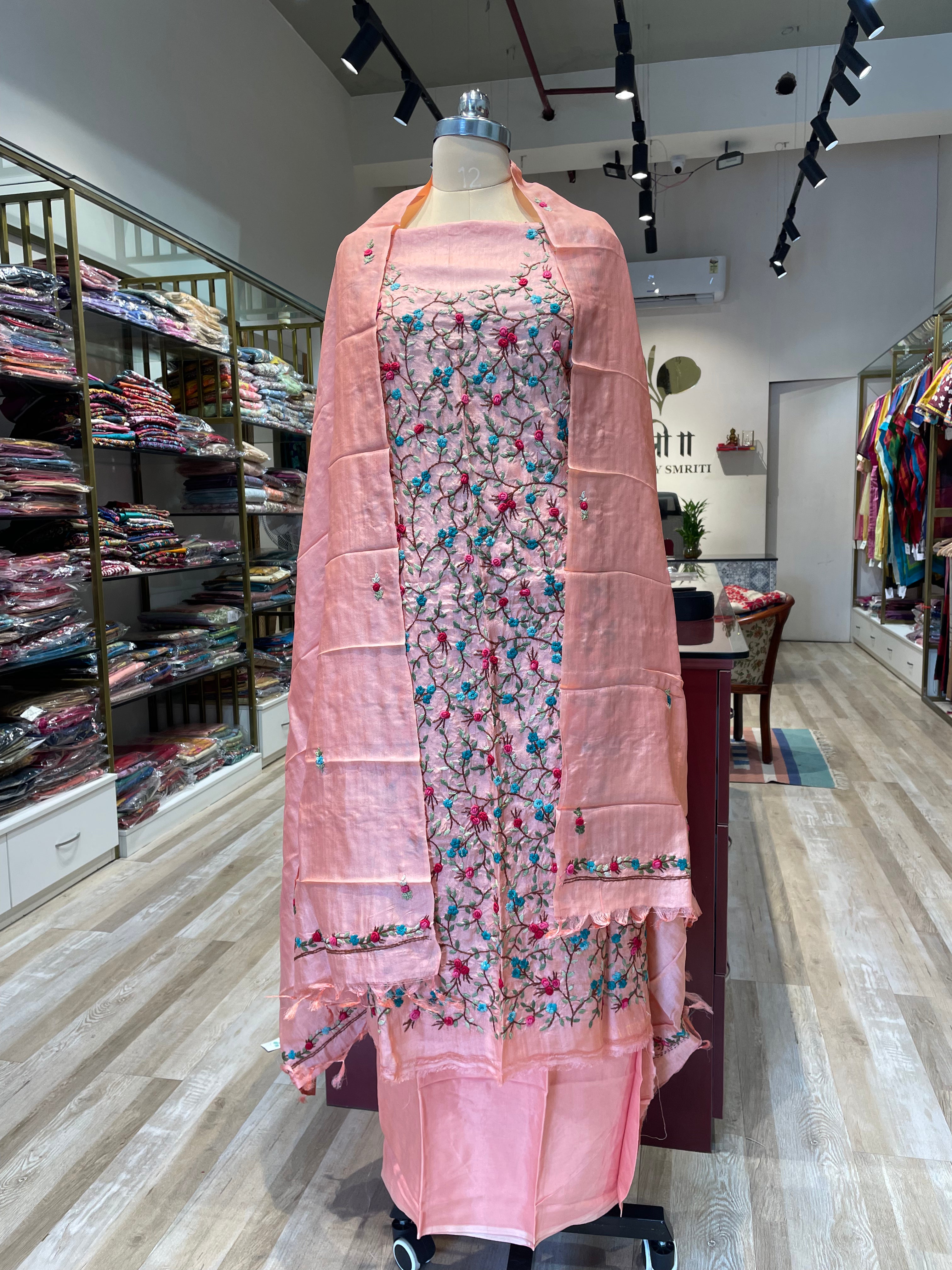 Tussur handwork dress (P)