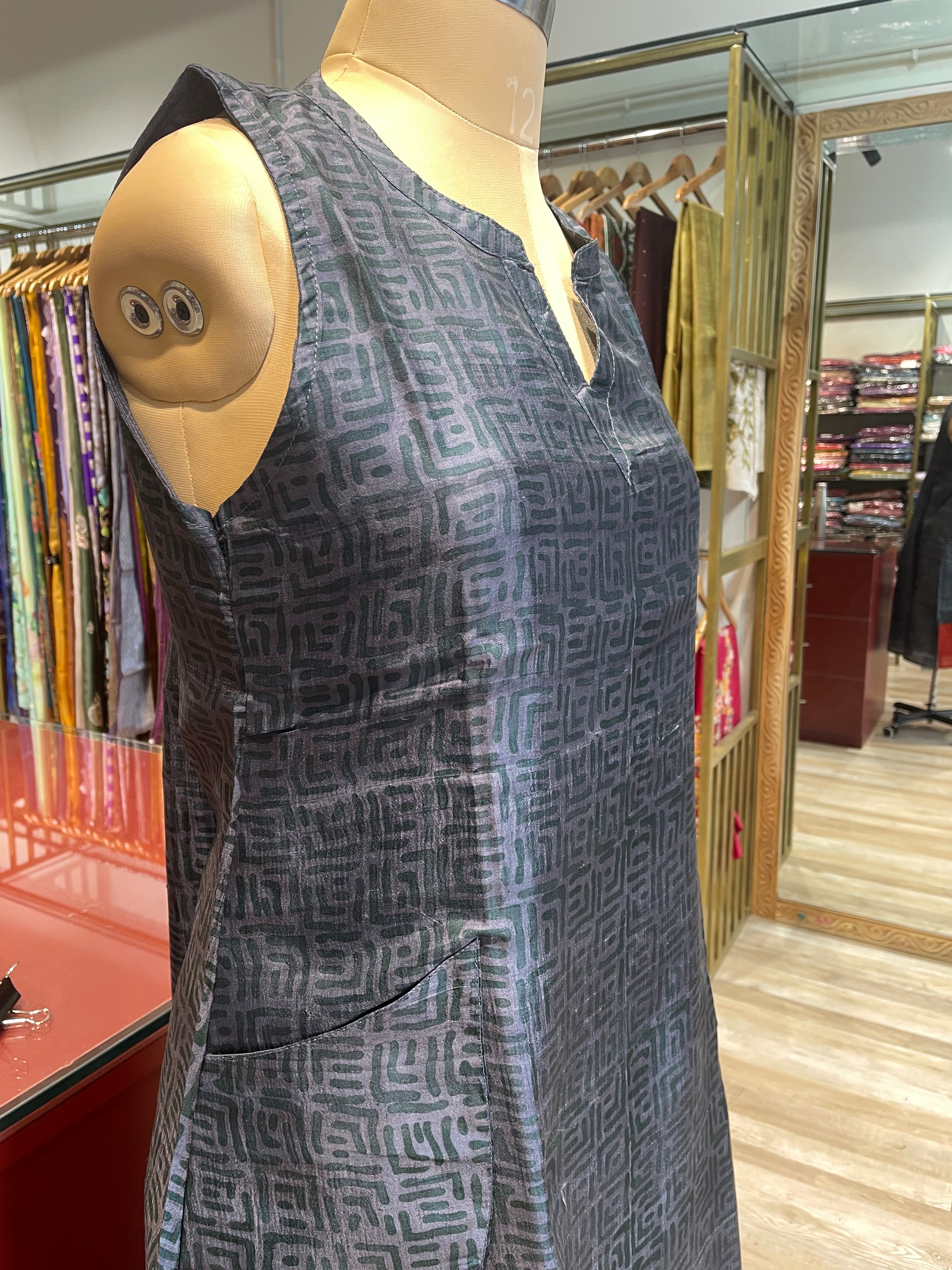 Pure silk long dress with pockets (GB)