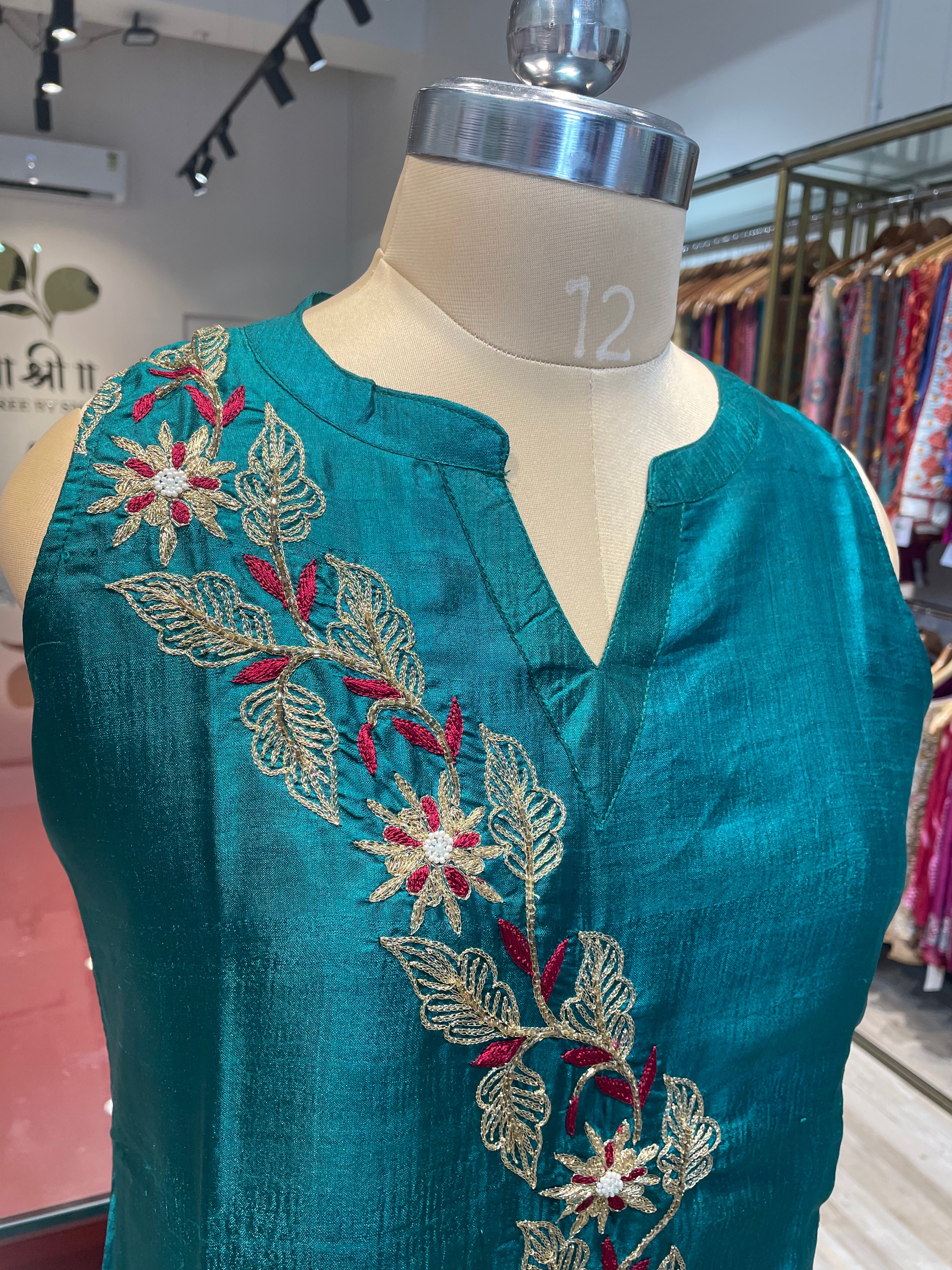 Pure silk long dress with pockets (CB)