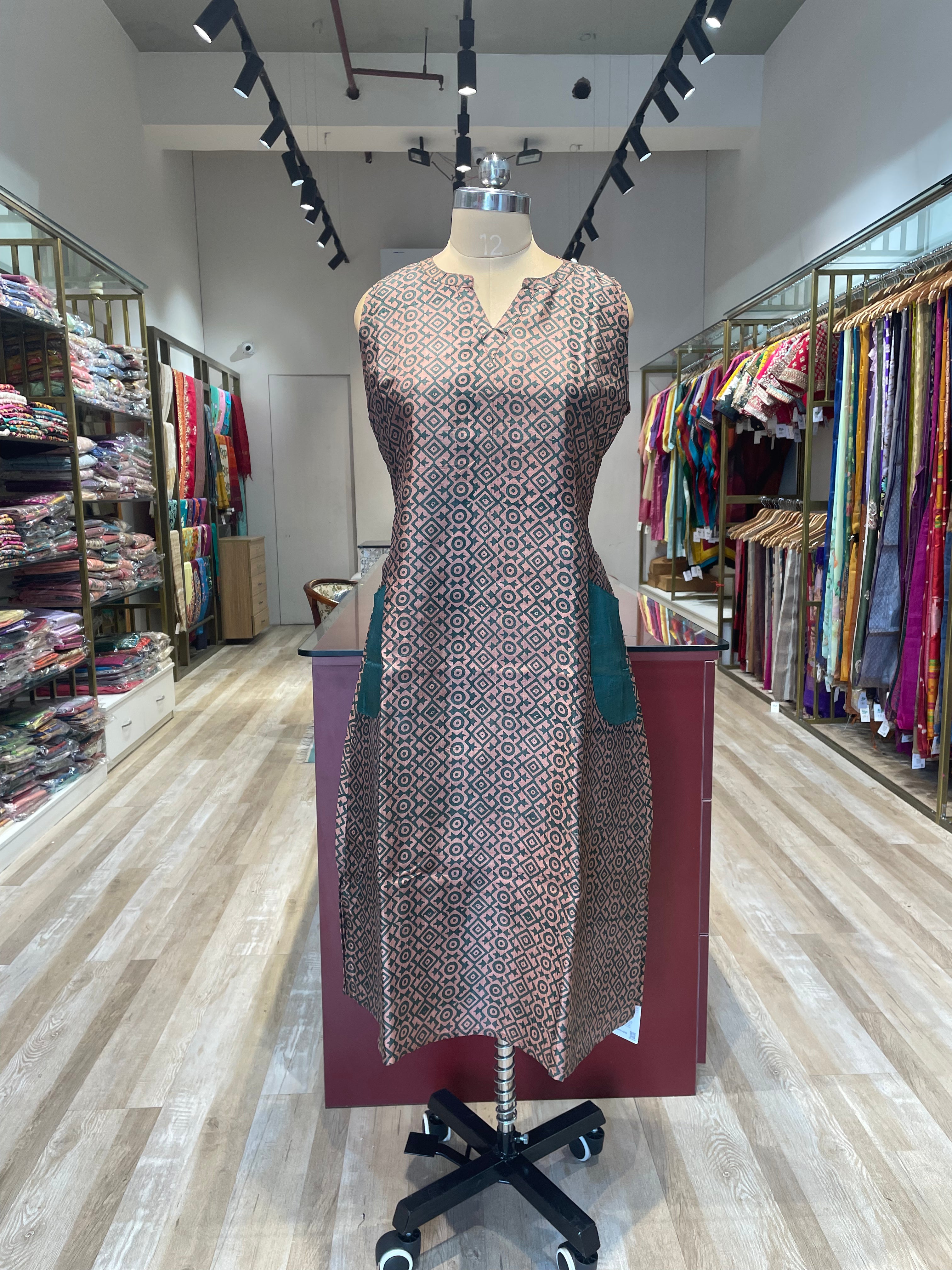 Pure silk long dress with pockets (CP)