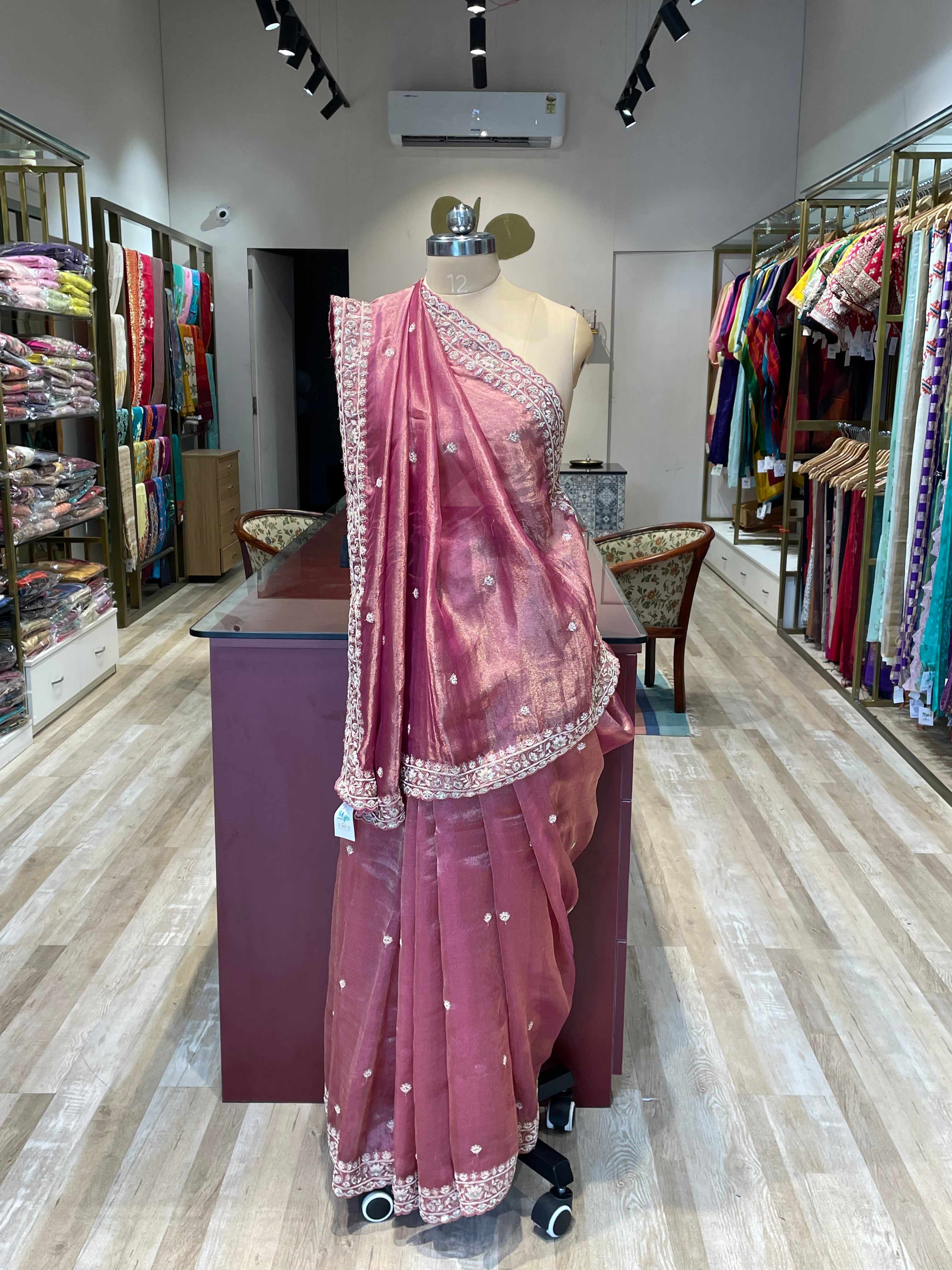 Pure tissue saree with handwork (DP)